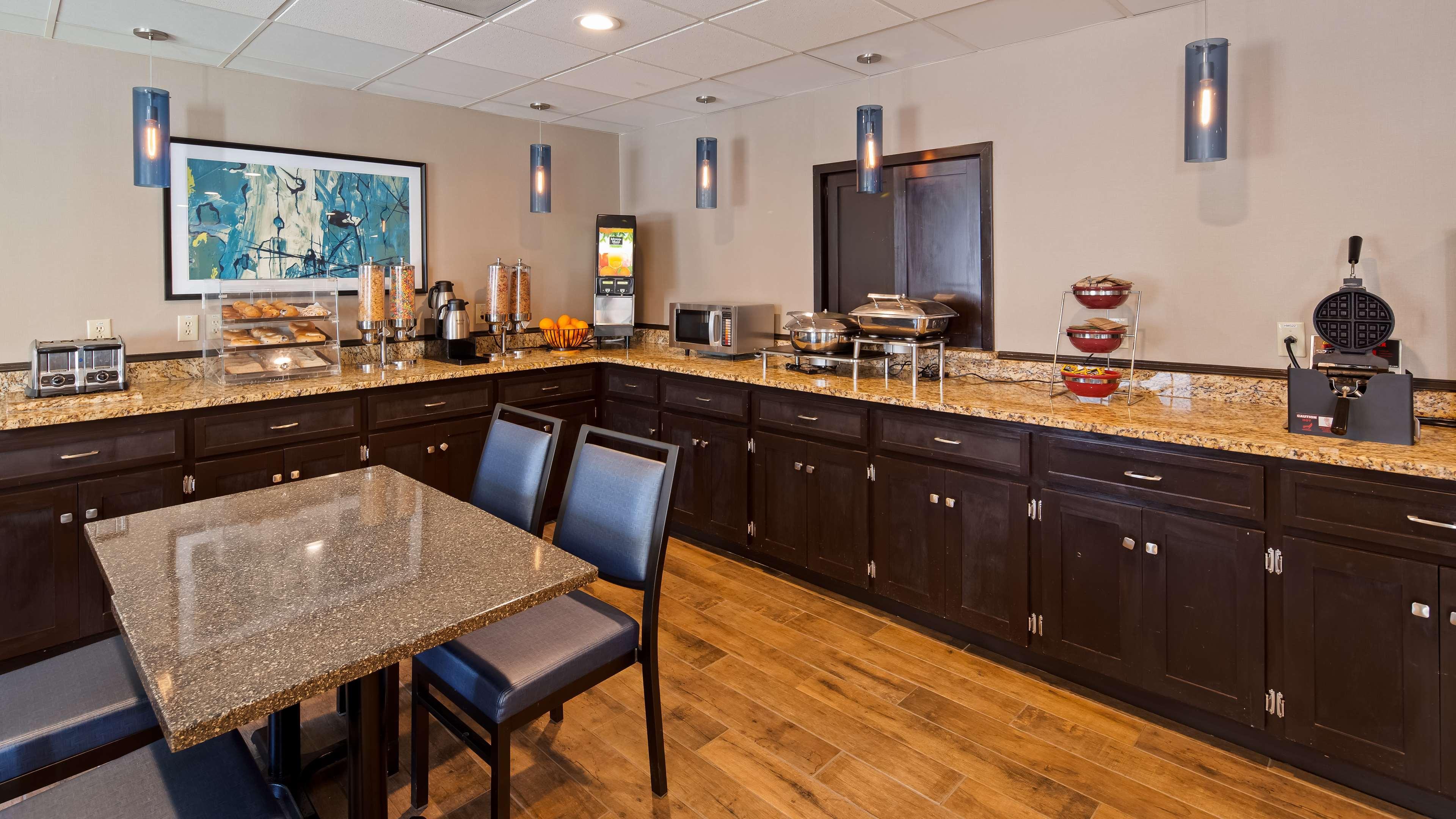 Best Western Augusta West Dış mekan fotoğraf