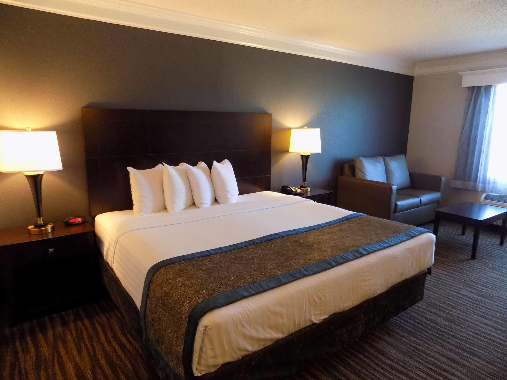 Best Western Augusta West Dış mekan fotoğraf