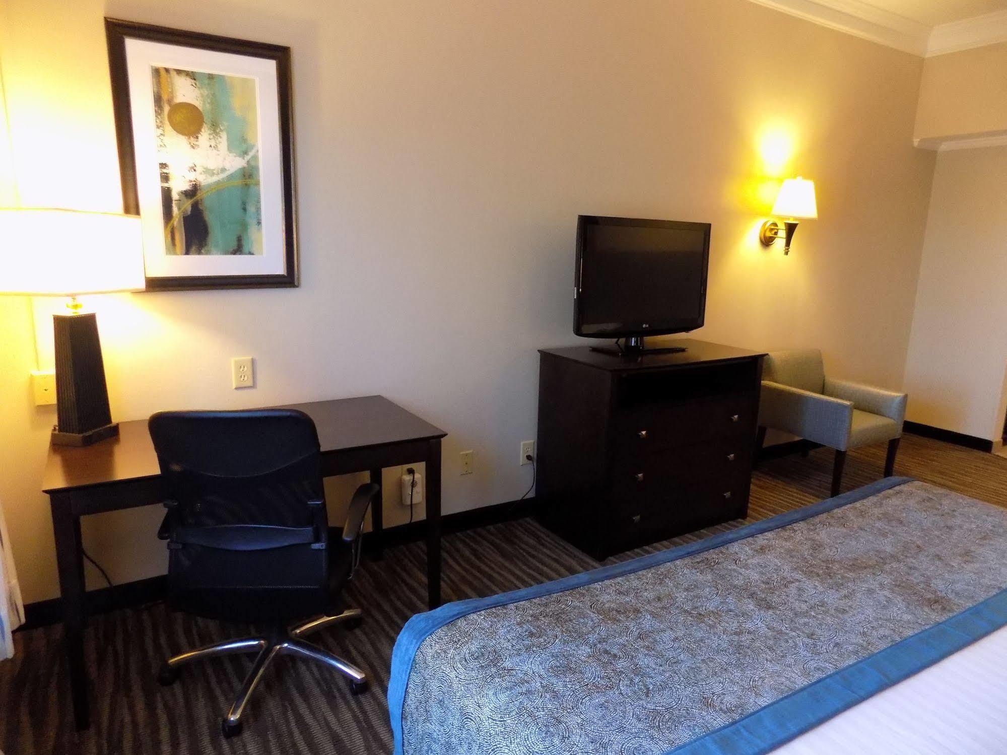 Best Western Augusta West Dış mekan fotoğraf