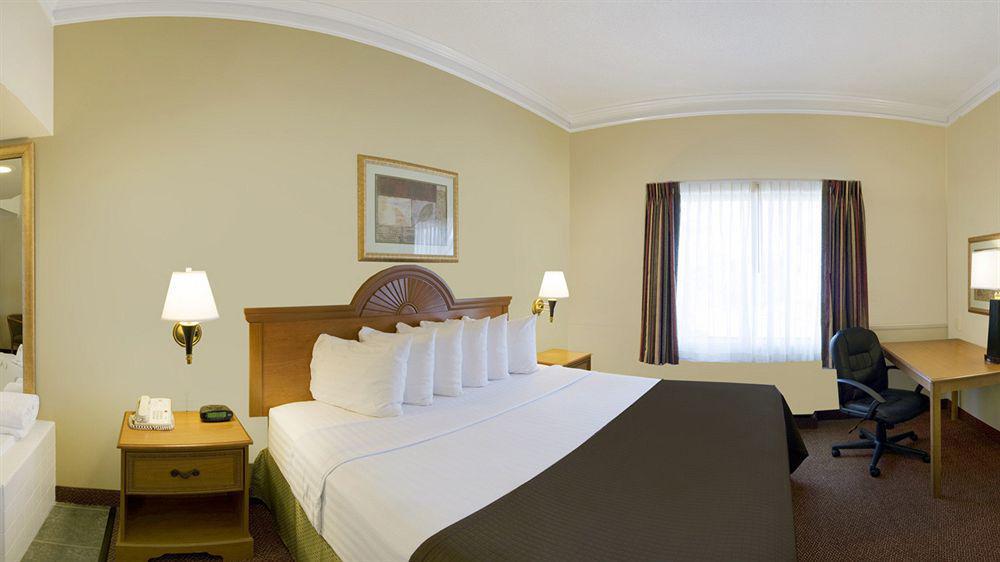 Best Western Augusta West Dış mekan fotoğraf